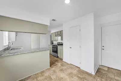 10715 Nobility Drive, Houston, TX 77099 - Photo 19