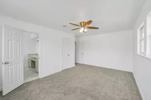 10715 Nobility Dr, Houston, TX 77099 - Photo 29