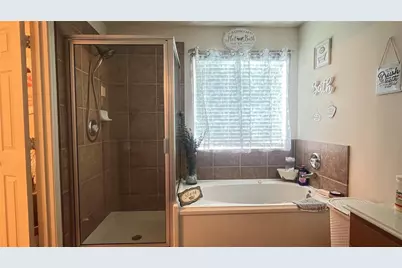 21503 Falvel Sunrise Court, Spring, TX 77388 - Photo 7
