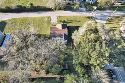 221 Carrell Street, Tomball, TX 77375 - Photo 45