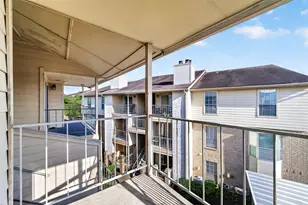 12550 Whittington Dr, Houston, TX 77077 - Photo 19