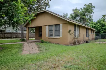603 N Resident Street, Wharton, TX 77488 - Photo 3
