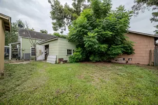 603 N Resident St, Wharton, TX 77488 - Photo 45
