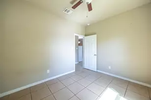 205 E 2nd St, Hearne, TX 77859 - Photo 13