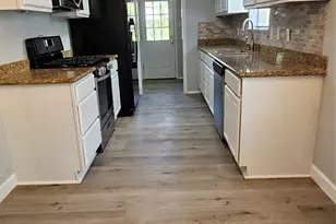 26311 Maplewood Dr, Spring, TX 77386 - Photo 5