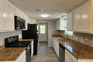 26311 Maplewood Dr, Spring, TX 77386 - Photo 7