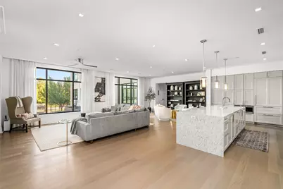 6017 Memorial #202, Houston, TX 77007 - Photo 1