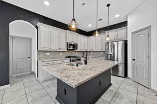 19230 S Cottonwood Green Ln, Cypress, TX 77433 - Photo 19