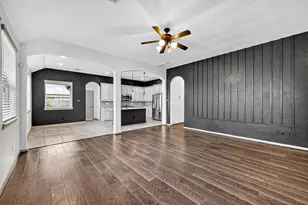 19230 S Cottonwood Green Ln, Cypress, TX 77433 - Photo 11