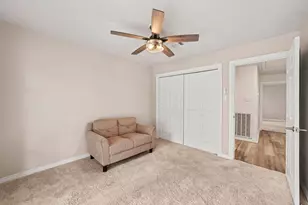 8210 Roebourne Ln, Houston, TX 77070 - Photo 23