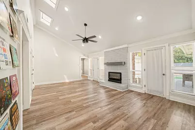 8210 Roebourne Lane, Houston, TX 77070 - Photo 9