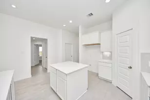 1037 Golden Glow Path, Magnolia, TX 77355 - Photo 13