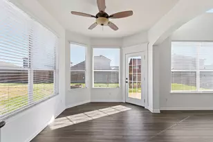 40 Morro Bay Dr, Manvel, TX 77578 - Photo 15