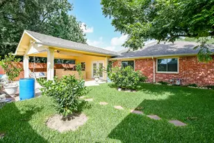 9411 Kingsvalley St, Houston, TX 77075 - Photo 31