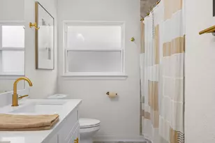 114 E Obryant St, Bellville, TX 77418 - Photo 13