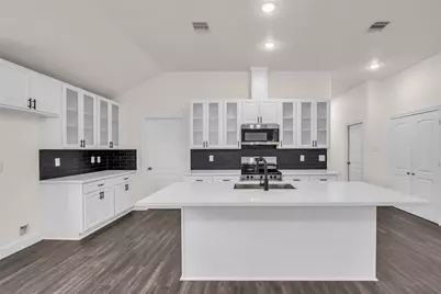 11919 Prosperity Point Drive, Houston, TX 77048 - Photo 1