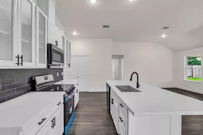 11919 Prosperity Point Drive, Houston, TX 77048 - Photo 15