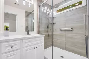 11919 Prosperity Point Dr, Houston, TX 77048 - Photo 23