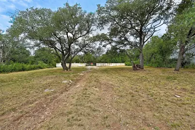 303 Lake View Drive, Spicewood, TX 78669 - Photo 11