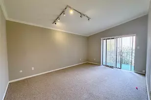 8100 Cambridge St, Houston, TX 77054 - Photo 13