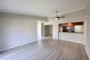 8100 Cambridge St, Houston, TX 77054 - Photo 11