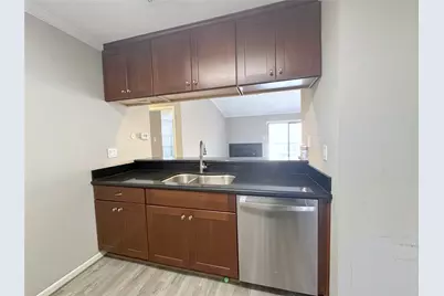 8100 Cambridge Street #104, Houston, TX 77054 - Photo 9