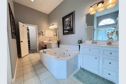 707 Fairway Oaks, Conroe, TX 77302 - Photo 31