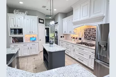 707 Fairway Oaks, Conroe, TX 77302 - Photo 23