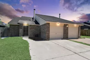 16423 Monte Carlo Ln, Houston, TX 77053 - Photo 1