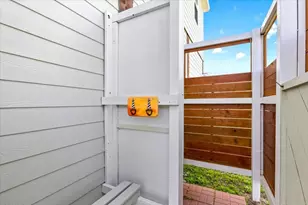 919 Eastview, Crystal Beach, TX 77650 - Photo 39