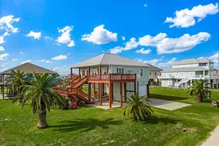 919 Eastview, Crystal Beach, TX 77650 - Photo 5