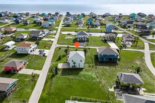 919 Eastview, Crystal Beach, TX 77650 - Photo 31