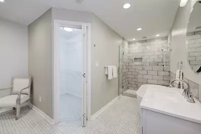 216 W 9th Street, Houston, TX 77007 - Photo 17