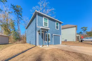 144 Black Walnut, Livingston, TX 77351 - Photo 1