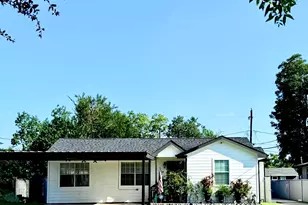 10345 Muscatine St, Houston, TX 77029 - Photo 1