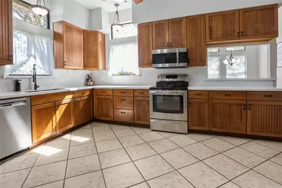 12315 Fisher Drive, Mont Belvieu, TX 77523 - Photo 11