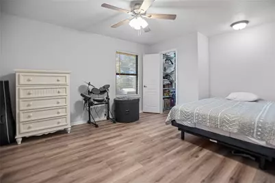 12315 Fisher Drive, Mont Belvieu, TX 77523 - Photo 33