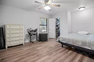 12315 Fisher Dr, Baytown, TX 77523 - Photo 33