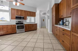 12315 Fisher Dr, Baytown, TX 77523 - Photo 13