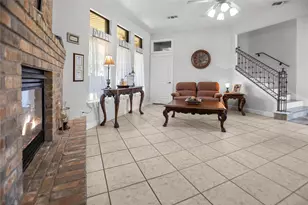 12315 Fisher Dr, Baytown, TX 77523 - Photo 9