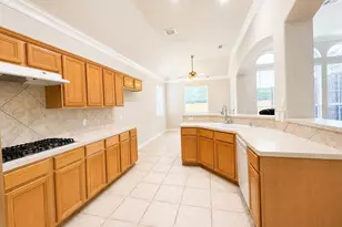 519 Oleander St, Lake Jackson, TX 77566 - Photo 7