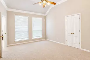 519 Oleander St, Lake Jackson, TX 77566 - Photo 15
