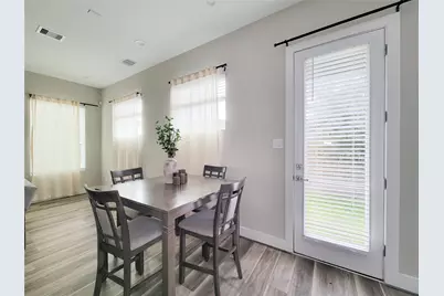 7522 Sandle, Houston, TX 77088 - Photo 9