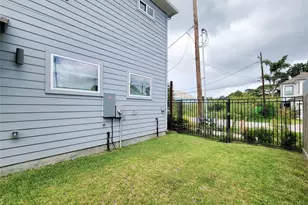 7522 Sandle, Houston, TX 77088 - Photo 33