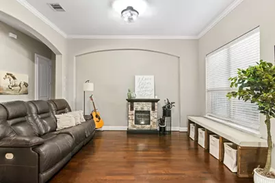 311 W Bend Drive, League City, TX 77573 - Photo 5