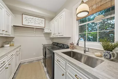 2207 Longmire Road, Conroe, TX 77304 - Photo 25