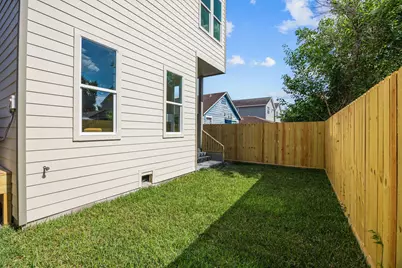 3319 Rogers Street, Houston, TX 77022 - Photo 33