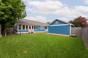 817 Gale St, Houston, TX 77009 - Photo 11