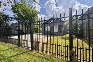 4106 Robertson St, Houston, TX 77009 - Photo 17