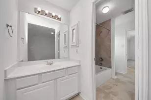 4230 Waterwood Dr, Baytown, TX 77521 - Photo 23